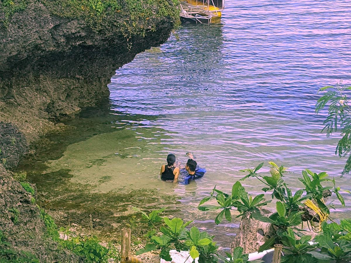 Birdland Beach Club Bolinao Kültér fotó