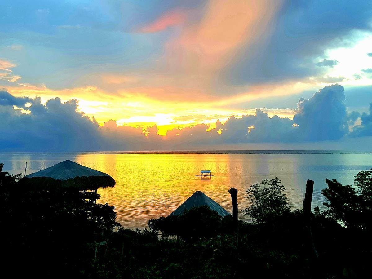 Birdland Beach Club Bolinao Kültér fotó
